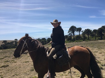 Mara - guide on the horsetrails in patagonia